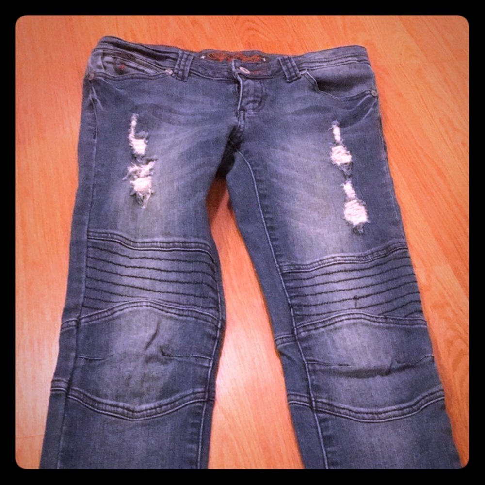 Skinny jeans